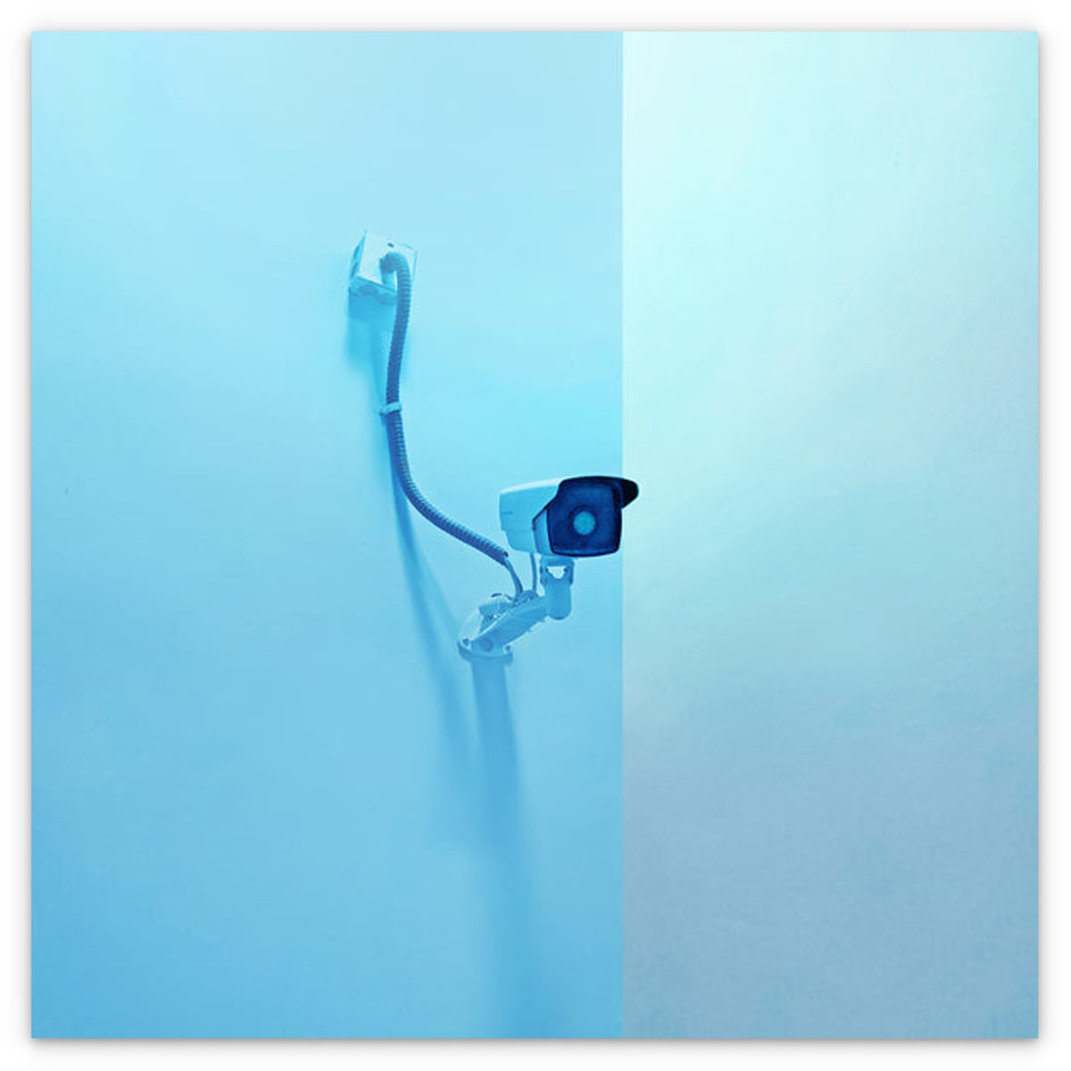 GLANCE - 1001.3 shadowed artwork